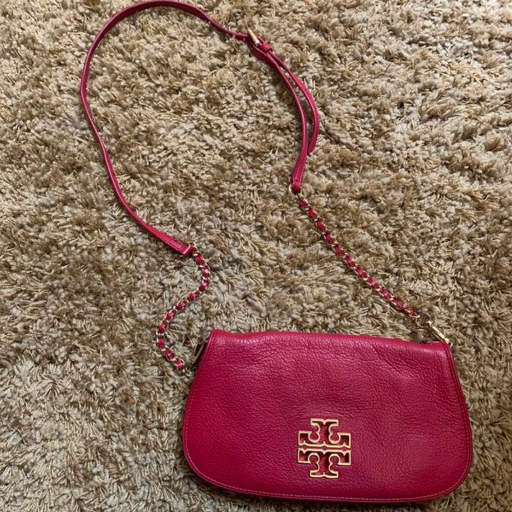 Tory Burch Britten Clutch
